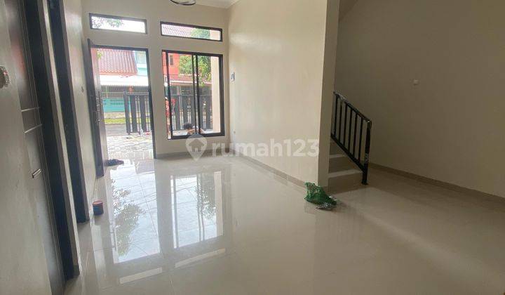 Dijual Rumah 4kt 3km Sudah Bonus Ac di Vila Melati Mas  2