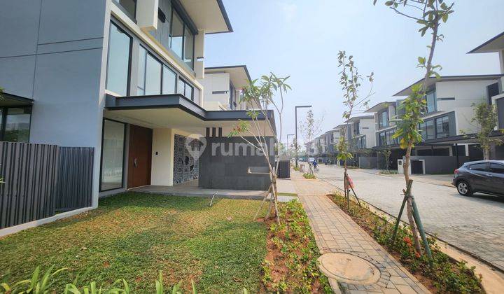 Dijual Rumah Megah 3lt 5kt 5km di Navapark Cluster Lyndon Bsd City 2