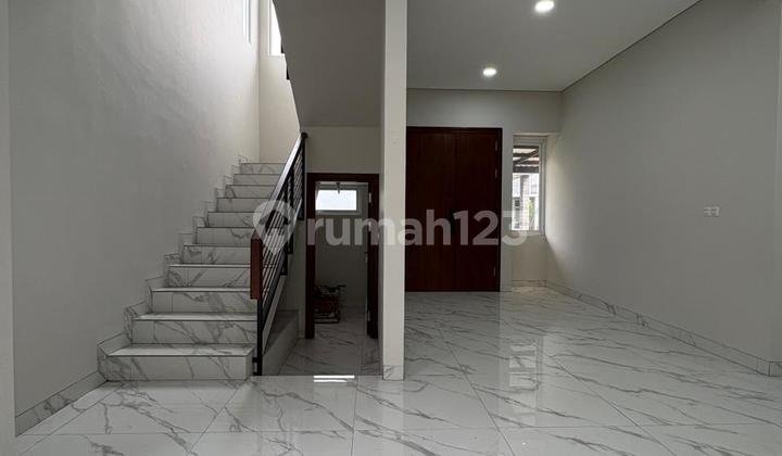 Dijual Rumah Hoek Siap Huni The Icon, BSD 2