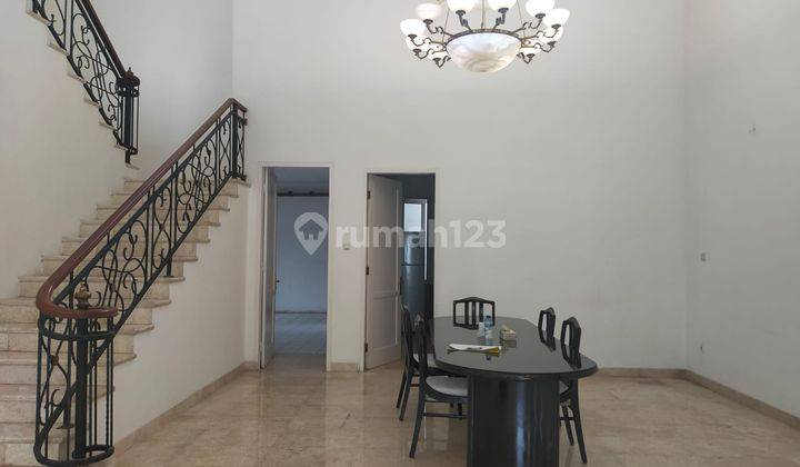 Di Sewa Rumah Dua Lantai di Puri Mutiara sp 1
