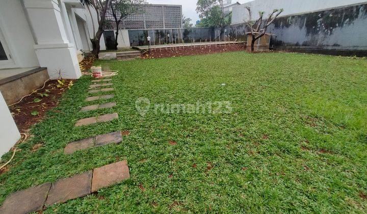 Rumah Sewa Dua lantai yang sangat nyaman 6