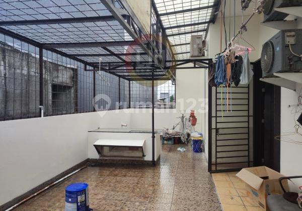 Beautiful house on Jalan Utama Agung Utara Sunter 2