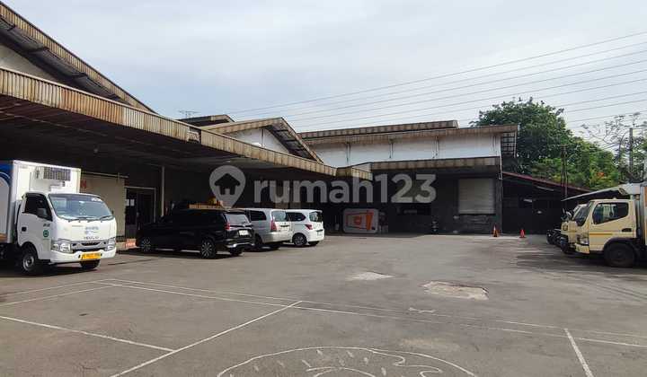 Dijual Gudang Pinggir Jl Yos Sudarso, Kebon Bawang, Tanjung Priok, Jakarta Utara