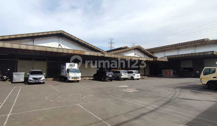 Dijual Gudang Pinggir Jl Yos Sudarso, Kebon Bawang, Tanjung Priok, Jakarta Utara