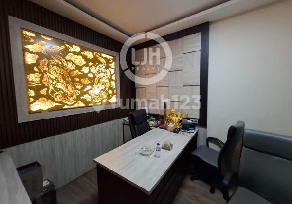 Dijual Rumah 3 Lantai, dengan Fasilitas Roof Top Terrace di Komplek Paradise Tahap 2,Sunter, Jakarta Utara Dijual Rumah 3 Lantai, dengan Fasilitas Roof Top Terrace di Komplek Paradise Tahap 2,Sunter, Jakarta Utara