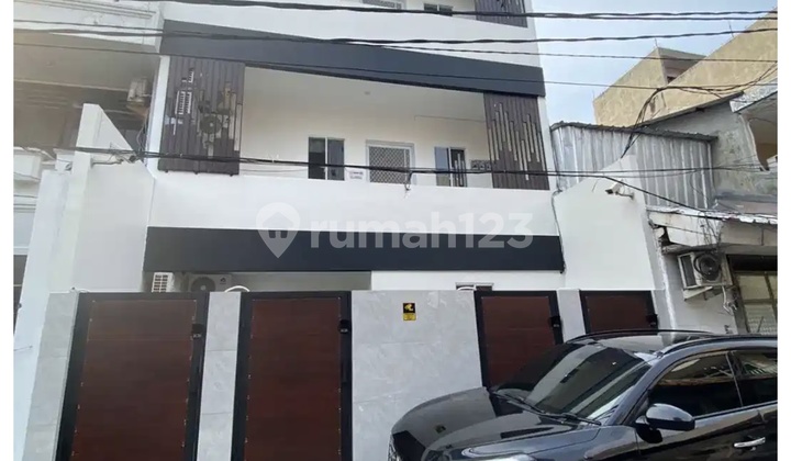 Dijual Kost-Kost-an 3 Lantai yang CUAN dengan okupansi FULL PENYEWA Dijual Kost-Kost-an 3 Lantai yang CUAN dengan okupansi FULL PENYEWA