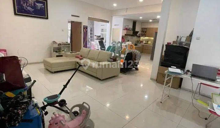 Dijual rumah siap huni di Sayap Cihampelas Pajajaran 1