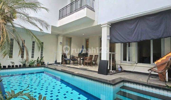 Rumah Cozy Turun Harga di Kemang, Jakarta Selatan  1