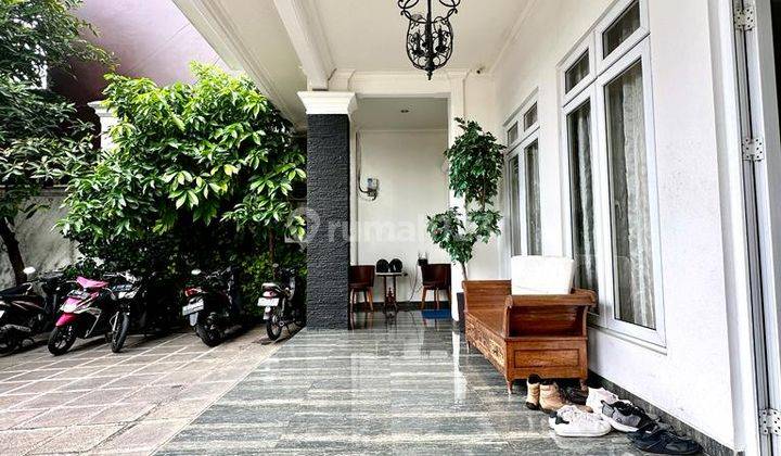 For Sale American Classic House di Kemang, Lokasi Strategis  2