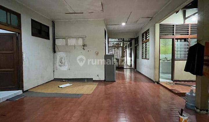 Rumah di Kebayoran Baru, cocok untuk usaha atau tempat tinggal  2