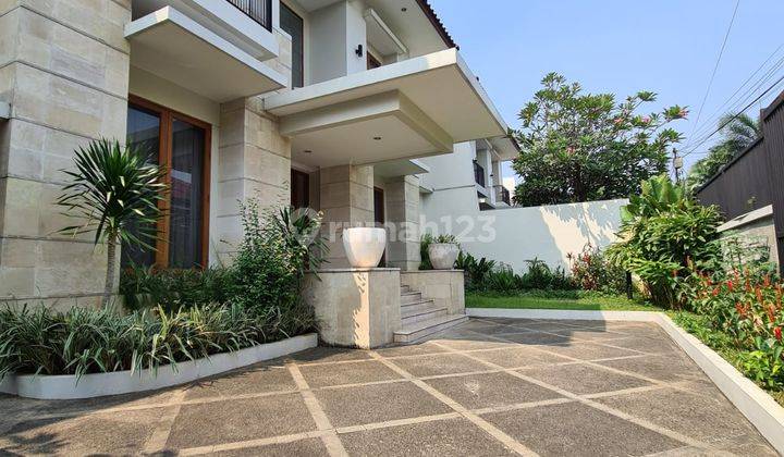 For Rent Tropical House Area Kemang, Jakarta Selatan 1