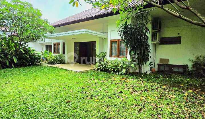 Hot Sale Rumah Bagus siap huni di Jl Wijaya Kebayoran Baru 