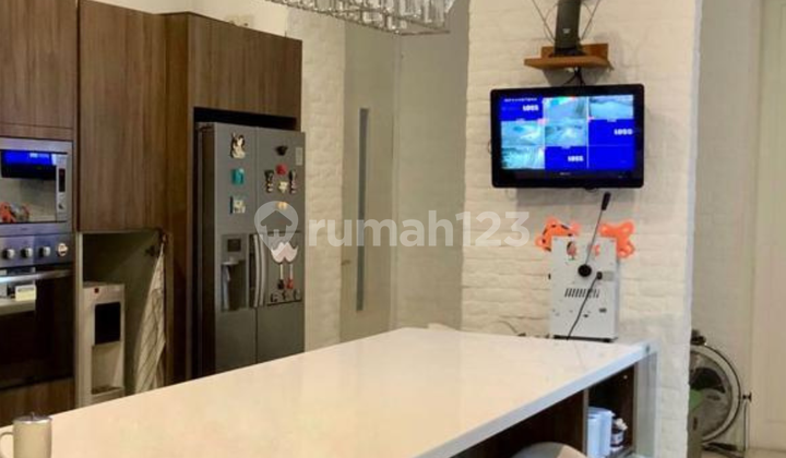 Modern Tropical Luxury House Ampera Jakarta Selatan 2