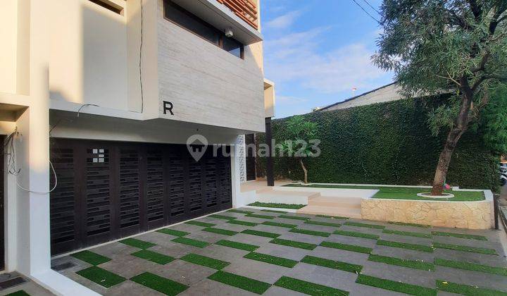 Rumah Baru Minimalis Dalam Townhouse Modern Ampera  2