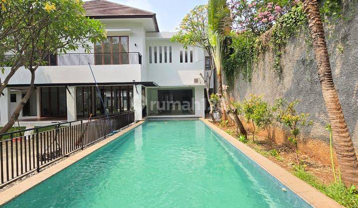 FOR RENT TROPICAL MODERN HOUSE KEMANG  1