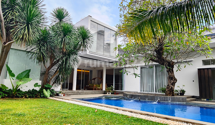 Modern Tropical Luxury House Ampera Jakarta Selatan 1