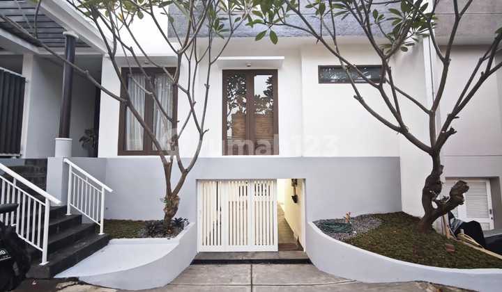 Disewakan Townhouse Area Kemang Jakarta Selatan Disewakan Townhouse Area Kemang Jakarta Selatan