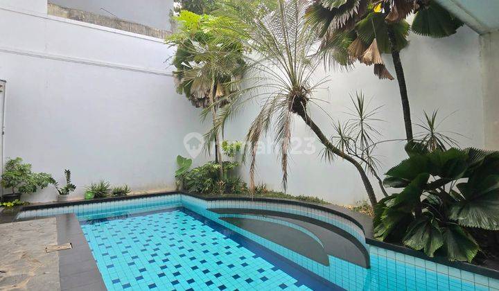 Rumah Cozy Turun Harga di Kemang, Jakarta Selatan  2