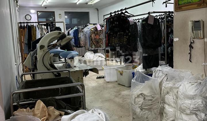 Gedung Bagus Lokasi Zona Komersial di Bangka Raya  2