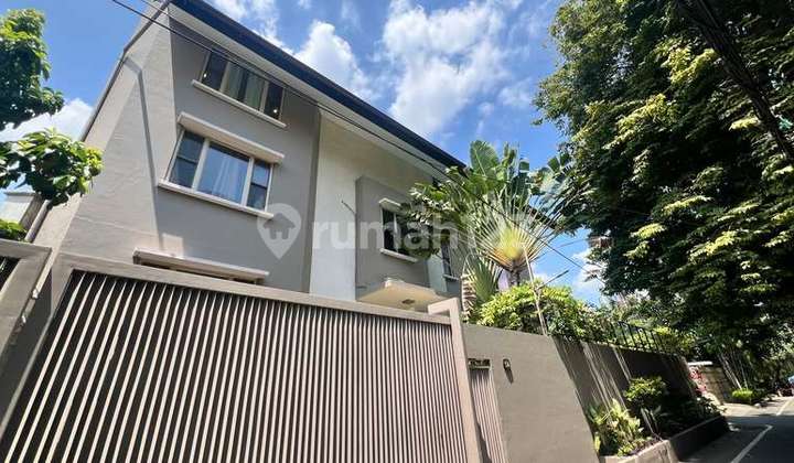 House For Rent 4-Storey Residence in a prime SCBD location House For Rent 4-Storey Residence in a prime SCBD location