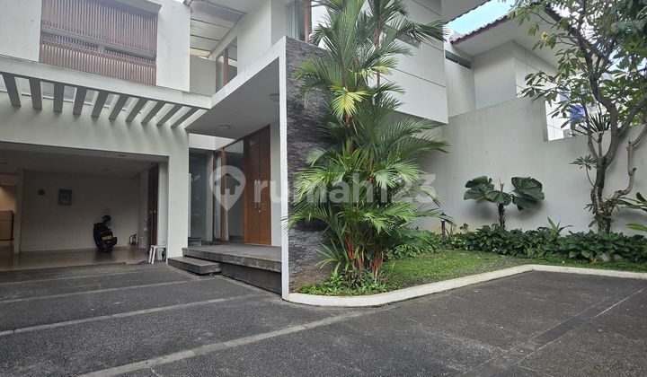 Disewakan Rumah Siap Huni Area Kemang 2