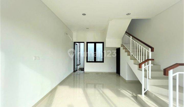 Ruko The Savoy 2 Lantai Siap Pakai Type 4,5x14 63m2 Jgc Jakarta Garden City Cakung 3