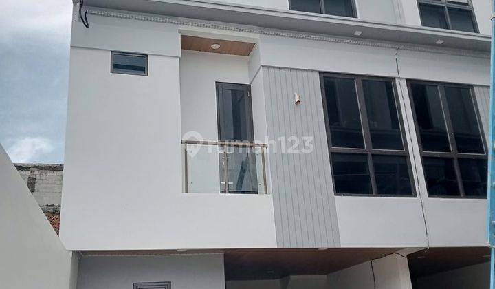 Rumah Baru Minimalis Modern Di Rawasari Jakarta Pusat 1