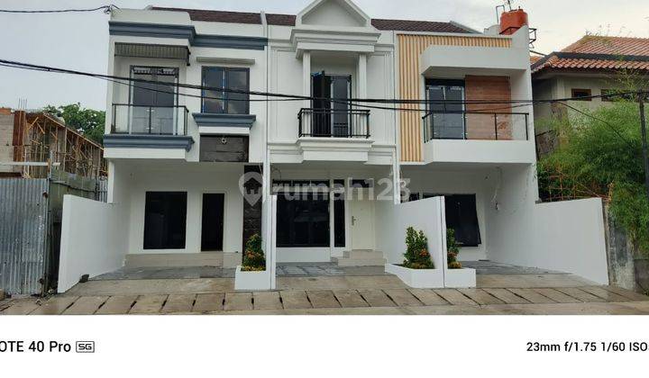 Rumah Minimalis Modern 2lt Di Kepu Kemayoran Jakarta Pusat 1