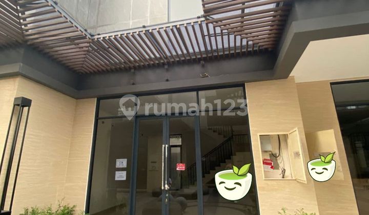 3-Storey Shop House in Strategic Location at Cascade BSD - No Cobroke 1