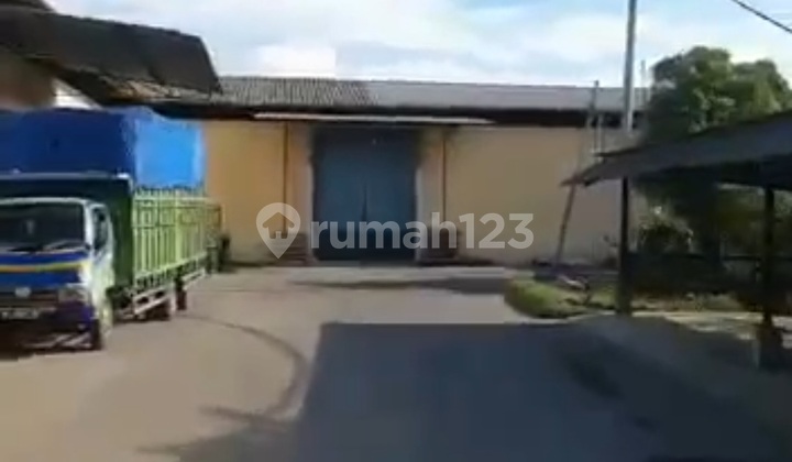 Sell Fast Plastic Injection Molding Factory Tangerang Sell Fast Plastic Injection Molding Factory Tangerang