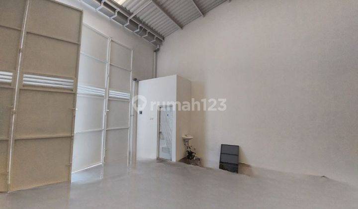 Gudang Tritan Hub Gedangan Blok Ac 5