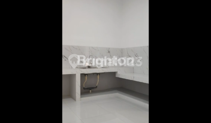 Rumah 2 lantai bergaya modern di Komplek Batununggal - Bandung 2