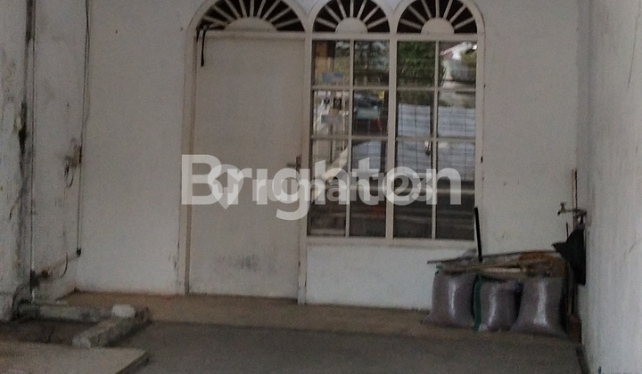 Rumah 1½ lantai di sayap Suryalaya - Bandung 2