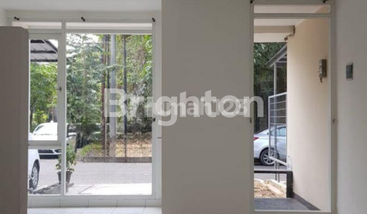 Rumah Minimalis 2 lantai di perumahan Istana Regency Sudirman, Bandung 2