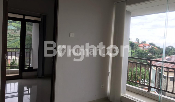 RUMAH LUX AMAN DAN TERAWAT DI KAWASAN RESORT DAGO PAKAR BANDUNG