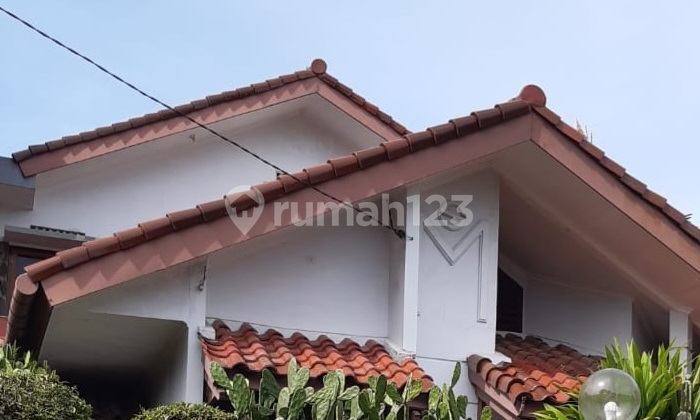 Villa Asri Access From Dela 2