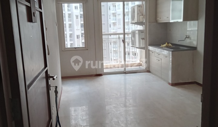 Apartemen Royal Mediteranian View Swimming Pool Harga Bagus. Apartemen Royal Mediteranian View Swimming Pool Harga Bagus.