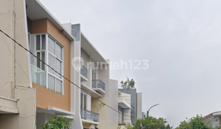 Rumah Asri di Intercon.kebon.jeruk Rumah Asri di Intercon.kebon.jeruk