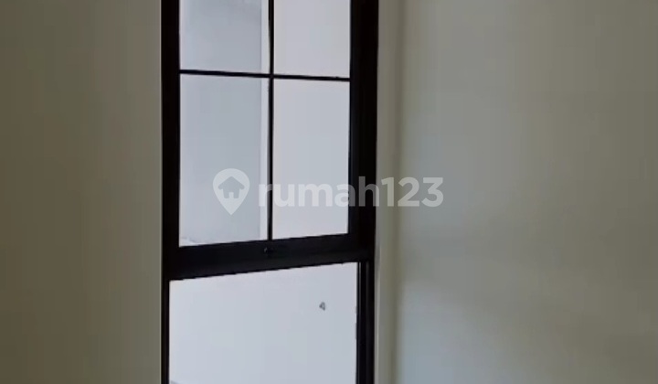 Rumah Baru di Metland Puri 3 Kamar Tidur Lingkungan Asri Dalam.cluster dengan Berbagai Fasilitas Komersil di Sekitarnya 2