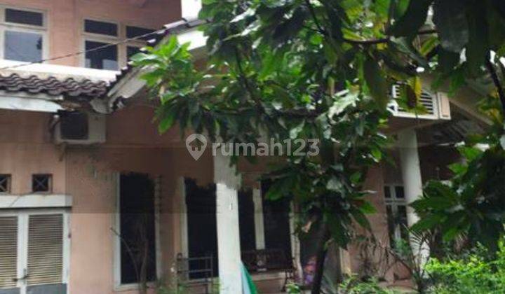 Rumah Tua, Butuh Renovasi, Lokasi Strategis  1