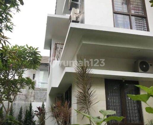 Disewakan Rumah Siap Huni Fully Furnished, Sektor 9 Bintaro Jaya 3