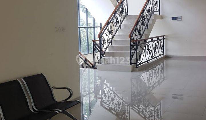 Dijual Cepat Gedung Kantor 3.5 Lantai, Bintaro, Lokasi Strategis 1