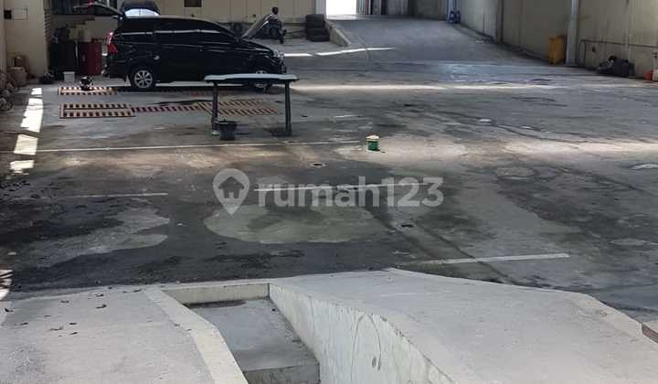 Dijual Cepat Gedung Kantor 3.5 Lantai, Bintaro, Lokasi Strategis 5