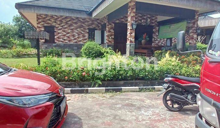 RUMAH MEWAH RASA VILA DI PERUMAHAN PUPUK 1