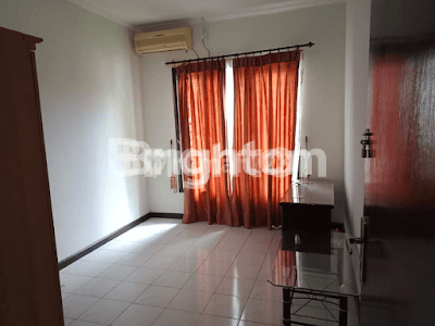 RUMAH DUA LANTAI SEMI FURNISH DI PERUMAHAN WIKA 1