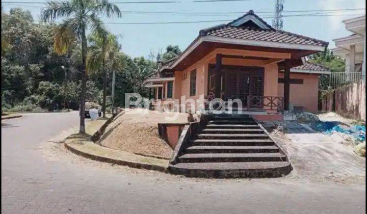 RUMAH LUAS DEKAT POROS MT HARYONO 2