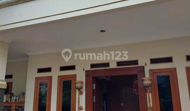 Rumah 2 Lantai Bagus di Raffles Hills Cibubur 2