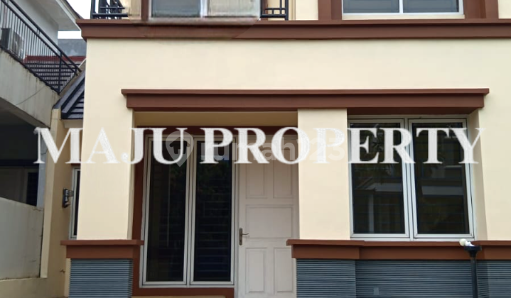 Jual Cepat, Rumah Bagus Baru Renov Di Kota Wisata