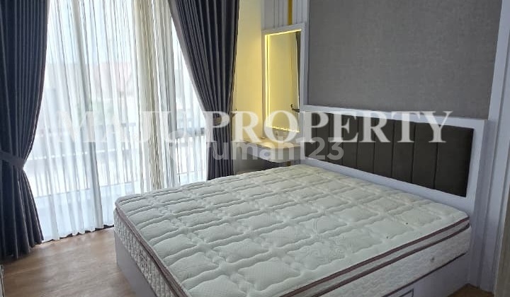 Rumah Jual Bagus Siap Huni di Podomoro Golf View 1