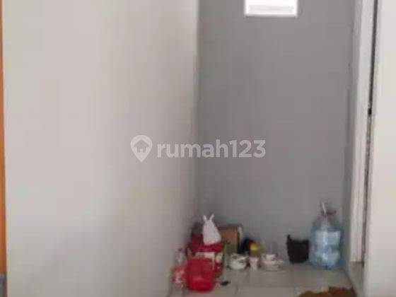 Rumah 2 Lantai Bagus Unfurnished di Pejuang Jaya, Bekasi b1138  2